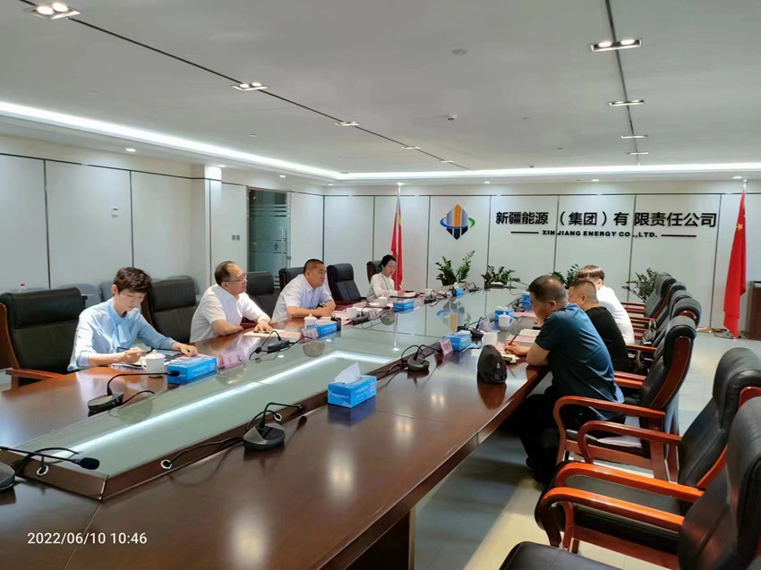 茂隆實(shí)業(yè)貿易發(fā)展總公司與新疆能源（集團）有限責任公司舉行簽約儀式(圖2)